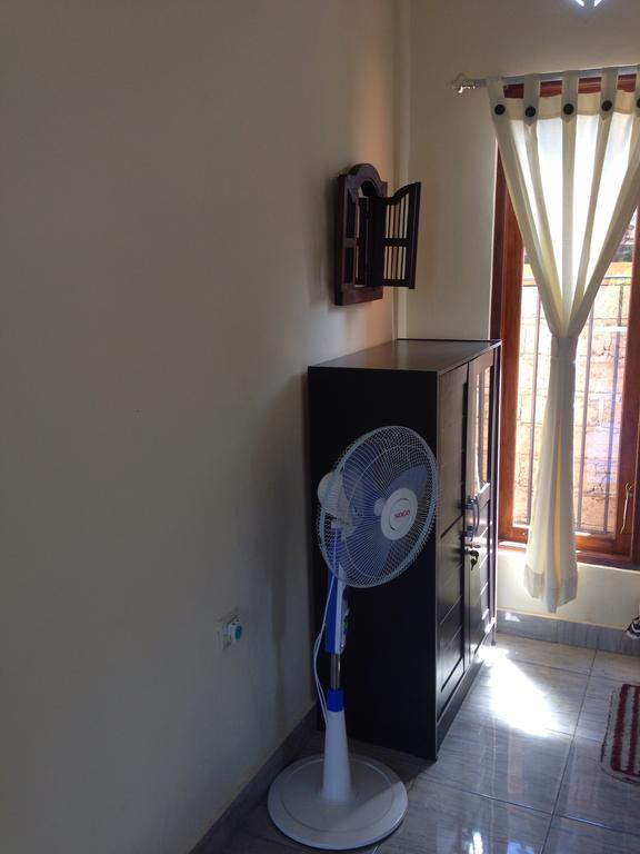 Cebluk sari Apartment Ubud  Bagian luar foto